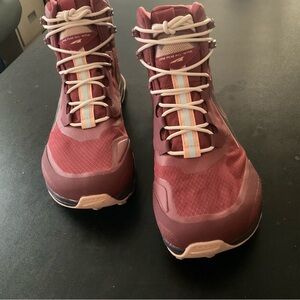 Lone peak all weather mid trail running for women sz 10